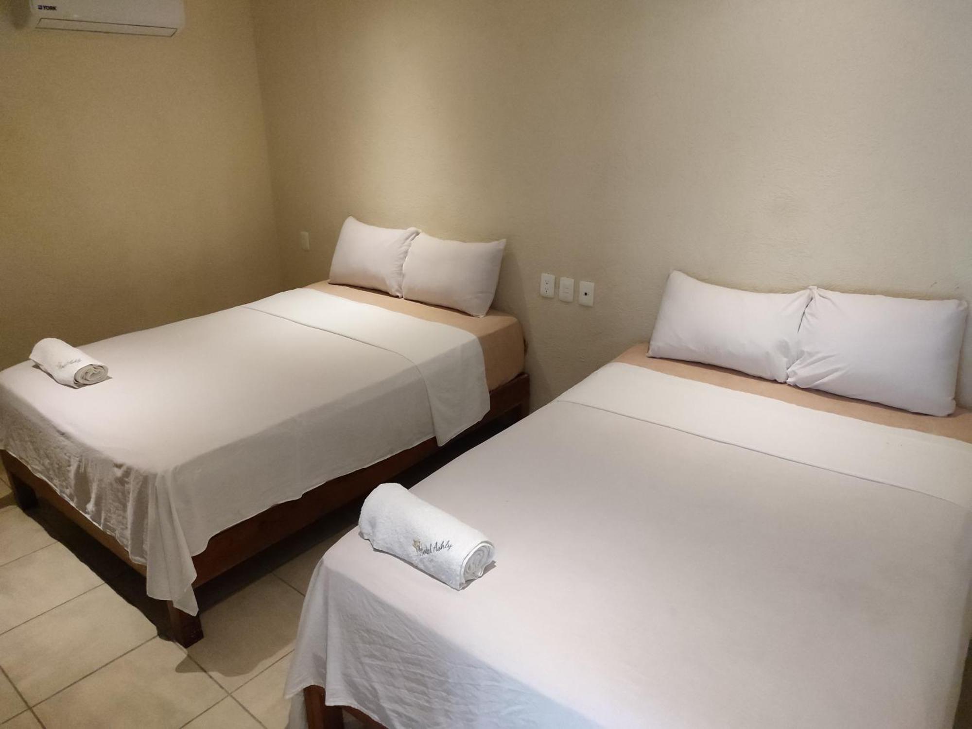 Ashly Boulevard Acapulco Esterno foto
