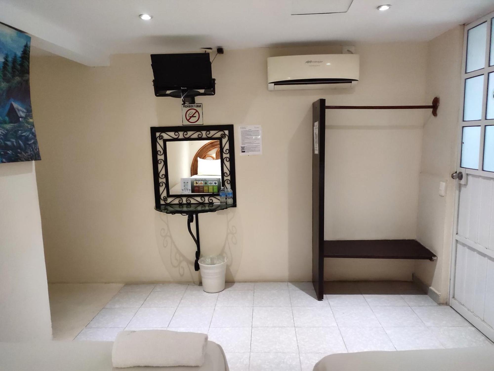 Ashly Boulevard Acapulco Esterno foto